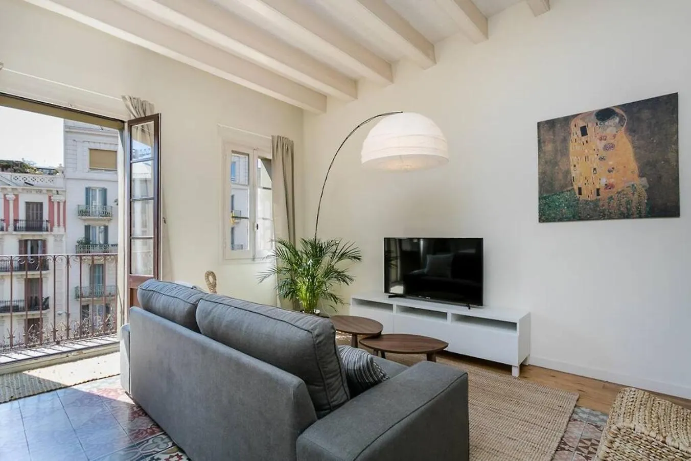 Luxurious With Awesome Rooftop Barcelona Appartement